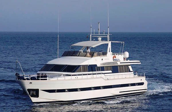 motor yacht charter