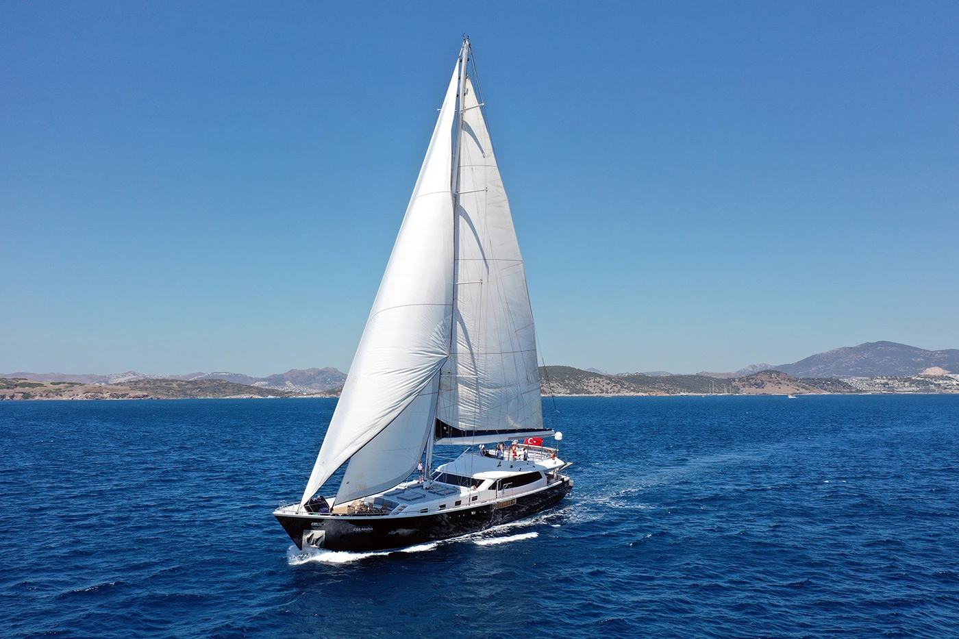 Sailing motor yacht gulmaria 01 3